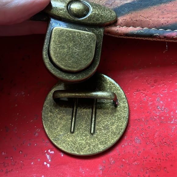 Gorgeous cork convertible backpack tote from Portugal - Picture 2 of 7